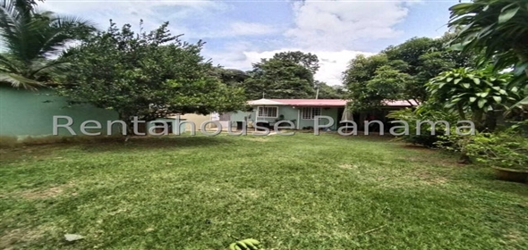 Villa Alpina Avenida Terranova Calle 9na 99-D, Panama City Panamá Province, 07210 | Exclusive Home in Villa alpina