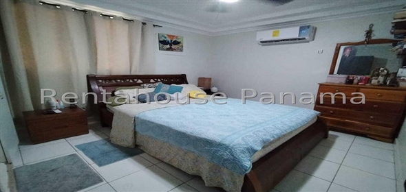 Villa Alpina Avenida Terranova Calle 9na 99-D, Panama City Panamá Province, 07210 | Exclusive Home in Villa alpina