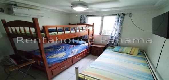 Villa Alpina Avenida Terranova Calle 9na 99-D, Panama City Panamá Province, 07210 | Exclusive Home in Villa alpina