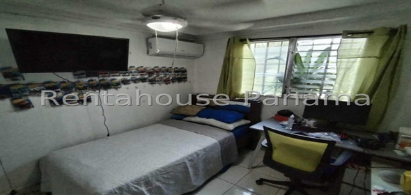 Villa Alpina Avenida Terranova Calle 9na 99-D, Panama City Panamá Province, 07210 | Exclusive Home in Villa alpina