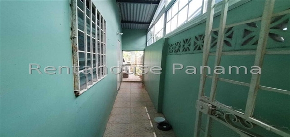 Villa Alpina Avenida Terranova Calle 9na 99-D, Panama City Panamá Province, 07210 | Exclusive Home in Villa alpina