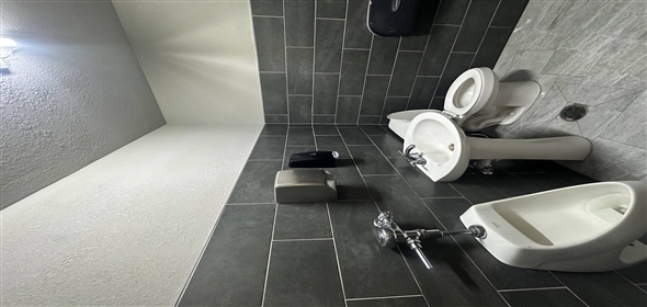 1620 CARLISLE Boulevard SE Albuquerque New Mexico, 87106 | Convenient Gas Station Property