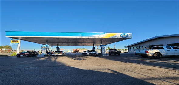 1620 CARLISLE Boulevard SE Albuquerque New Mexico, 87106 | Convenient Gas Station Property