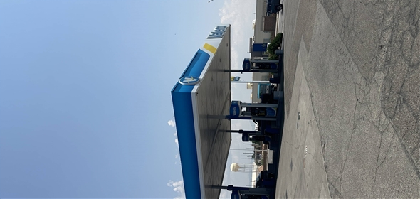 1620 CARLISLE Boulevard SE Albuquerque New Mexico, 87106 | Convenient Gas Station Property