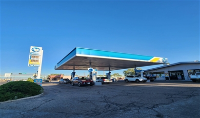 1620 CARLISLE Boulevard SE Albuquerque New Mexico, 87106 | Convenient Gas Station Property