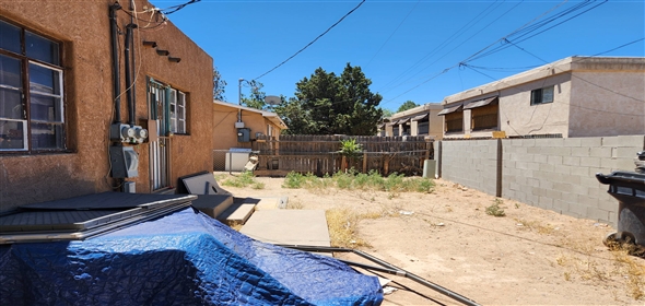 325 Charleston Street SE Albuquerque New Mexico, 87108 | Splendid Commercial Building