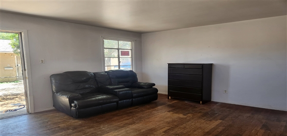 325 Charleston Street SE Albuquerque New Mexico, 87108 | Splendid Commercial Building