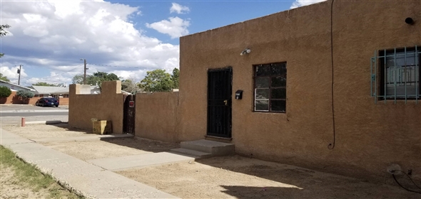 325 Charleston Street SE Albuquerque New Mexico, 87108 | Splendid Commercial Building