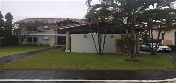 Begonias Avenida Las Flores 1 Panama City Panamá Province, 07001 | Beautiful Single family home