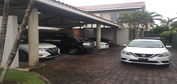 Begonias Avenida Las Flores 1 Panama City Panamá Province, 07001 | Beautiful Single family home