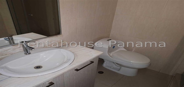 Green Park Avenida Principal Torre 700 6, Condado del Rey Panama City Panamá Province, 07127 | Exclusive Apartment for Rent - Apartamento en Condado del Rey