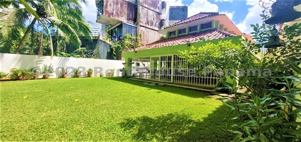 Casa Calle Mar Mediterráneo 22B Panama City Panamá Province, 07115 | Exclusive House - Hermosa Casa en La Alameda