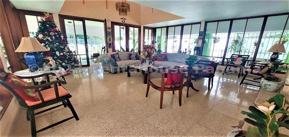 Casa Calle Mar Mediterráneo 22B Panama City Panamá Province, 07115 | Exclusive House - Hermosa Casa en La Alameda