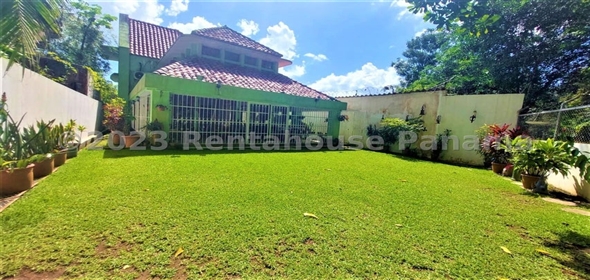 Casa Calle Mar Mediterráneo 22B Panama City Panamá Province, 07115 | Exclusive House - Hermosa Casa en La Alameda