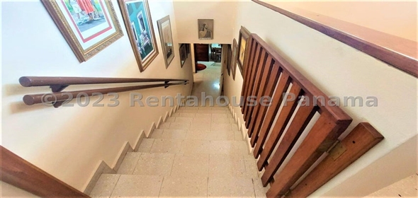 Casa Calle Mar Mediterráneo 22B Panama City Panamá Province, 07115 | Exclusive House - Hermosa Casa en La Alameda