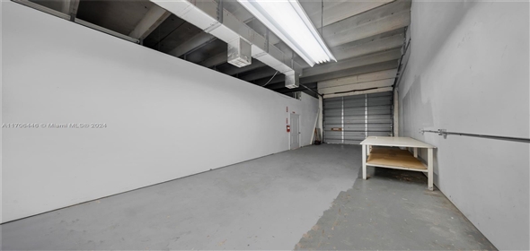 2691 W 76th St # 16 Hialeah Florida, 33016 | Beautiful Warehouse