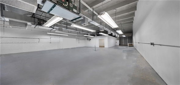 2691 W 76th St # 16 Hialeah Florida, 33016 | Beautiful Warehouse