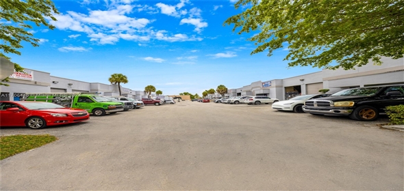 2691 W 76th St # 16 Hialeah Florida, 33016 | Beautiful Warehouse