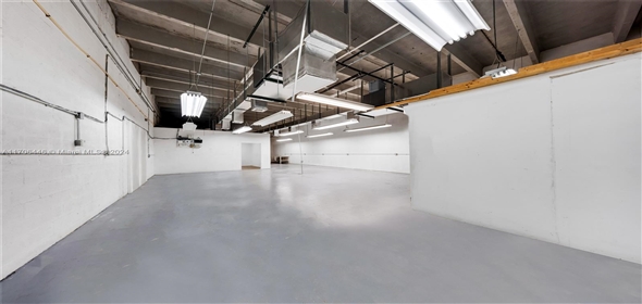 2691 W 76th St # 16 Hialeah Florida, 33016 | Beautiful Warehouse