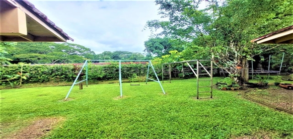 Casa Calle Sergio González Ruiz 2126 Panama City Panamá Province, 07104 | Splendid Family House - Hermosa Casa en Las Cumbres