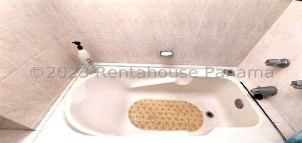 Miraflores View Calle 80 1/2B Oeste N° 3D Panama City Panamá Province, 07181 | Furnished Exclusive Apartment - Apartamento en Miraflores