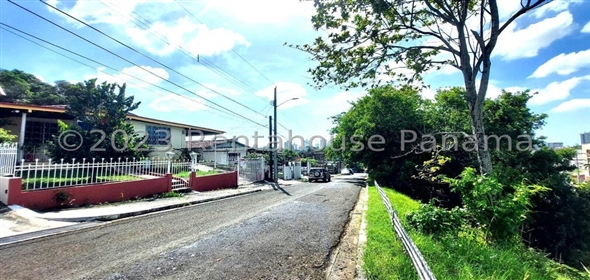 Miraflores View Calle 80 1/2B Oeste N° 3D Panama City Panamá Province, 07181 | Furnished Exclusive Apartment - Apartamento en Miraflores