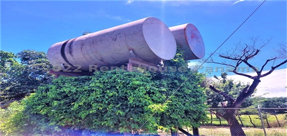 Carretera Panamericana entrada Los Pinos Aguadulce Cocle,  | Poultry farm
