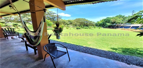 Carretera Panamericana entrada Los Pinos Aguadulce Cocle,  | Poultry farm