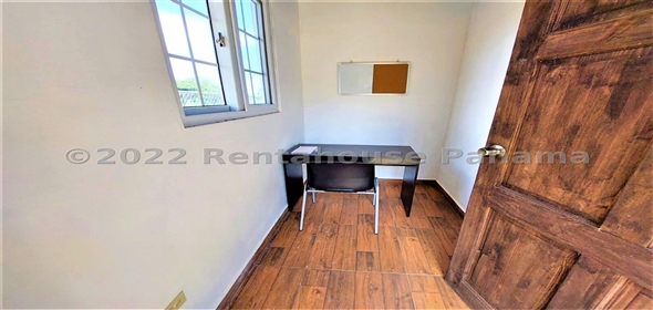 Carretera Panamericana entrada Los Pinos Aguadulce Cocle,  | Poultry farm