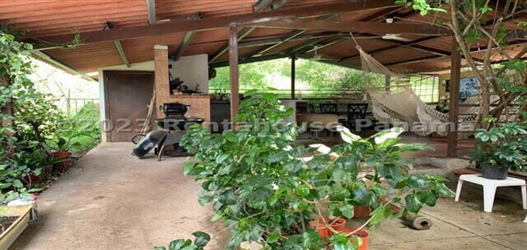 Quintas del Lago Calle 2 N° 52 Panama City Panamá Province, 07104 | Cozi House - Hermosa Casa en Quintas del Lago