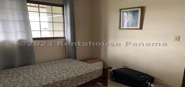 Quintas del Lago Calle 2 N° 52 Panama City Panamá Province, 07104 | Cozi House - Hermosa Casa en Quintas del Lago