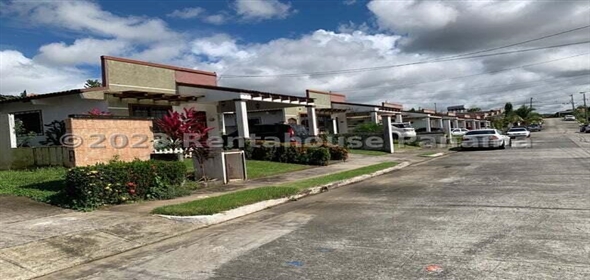 Quintas del Lago Calle 2 N° 52 Panama City Panamá Province, 07104 | Cozi House - Hermosa Casa en Quintas del Lago