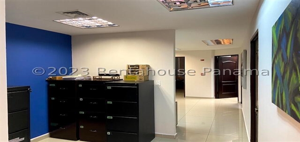 Hi Tech Plaza Calle Calle 50 Calle 53 Este 8B Panama City Panamá Province, 07096 | Stunning Office - Oficina en Bellavista