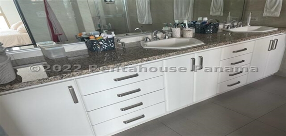 Ocean Park Avenida Punta Pacifica Torre 100 11A Panama City Panamá Province,  | Beautiful apartment