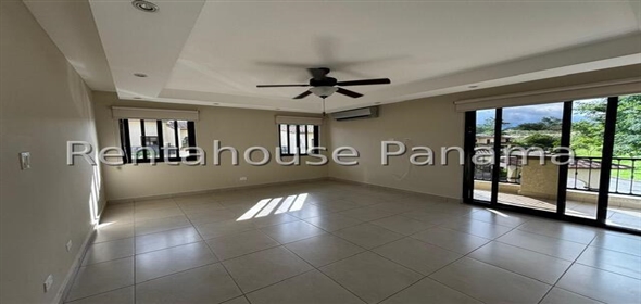 Embassy Club Avenida principal Embassy Club TH24 Panama City Panamá Province, 07144 | Modern and Spacious House - Exquisita Casa en Embassy Club