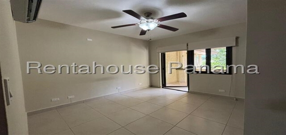 Embassy Club Avenida principal Embassy Club TH24 Panama City Panamá Province, 07144 | Modern and Spacious House - Exquisita Casa en Embassy Club