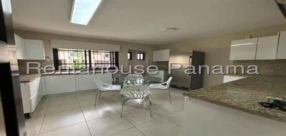 Embassy Club Avenida principal Embassy Club TH24 Panama City Panamá Province, 07144 | Modern and Spacious House - Exquisita Casa en Embassy Club