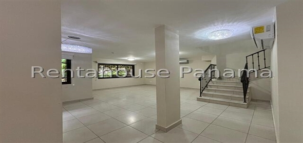 Embassy Club Avenida principal Embassy Club TH24 Panama City Panamá Province, 07144 | Modern and Spacious House - Exquisita Casa en Embassy Club
