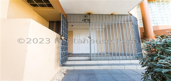 El Dorado Calle Lomas del Dorado Calle 9 casa11 Panama City Panamá Province,  | Fabulous apartment