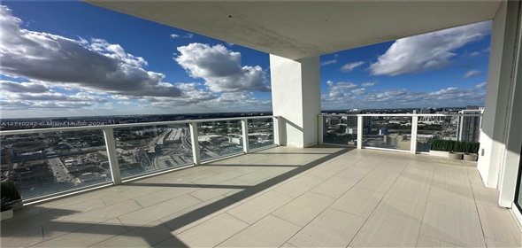 1040 Biscayne Blvd # 4106 Miami Florida, 33132 | Beautiful Condo