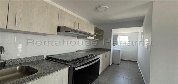 Vista Pacifica Avenida callle 3ra rio abajo Torre 2 D5 Panama City Panamá Province, 07127 | Beautiful Apartment