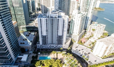  Spectacular Condo/Co-Op/Villa/Townhouse