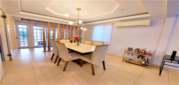 Quintas Reales Avenida María Henríquez 101 Panama City Panamá Province, 07104 | Single family home