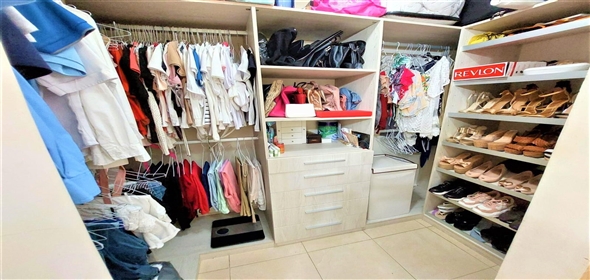 Quintas Reales Avenida María Henríquez 101 Panama City Panamá Province, 07104 | Single family home