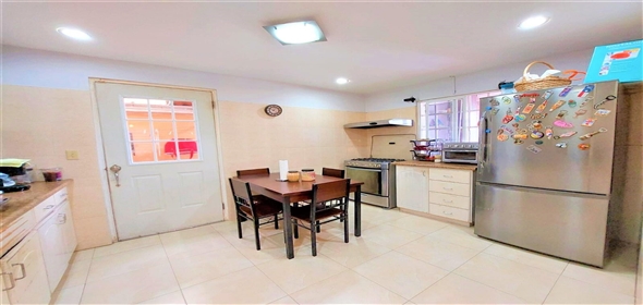 Quintas Reales Avenida María Henríquez 101 Panama City Panamá Province, 07104 | Single family home