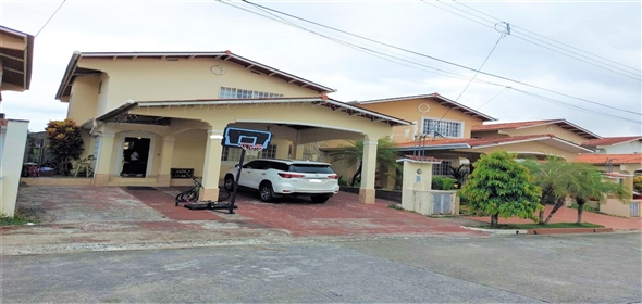 Quintas Reales Avenida María Henríquez 101 Panama City Panamá Province, 07104 | Single family home
