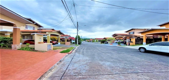 Quintas Reales Avenida María Henríquez 101 Panama City Panamá Province, 07104 | Single family home
