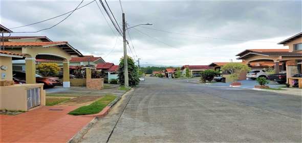 Quintas Reales Avenida María Henríquez 101 Panama City Panamá Province, 07104 | Single family home