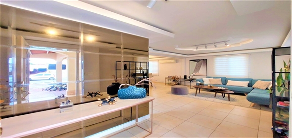 Quintas Reales Avenida María Henríquez 101 Panama City Panamá Province, 07104 | Single family home