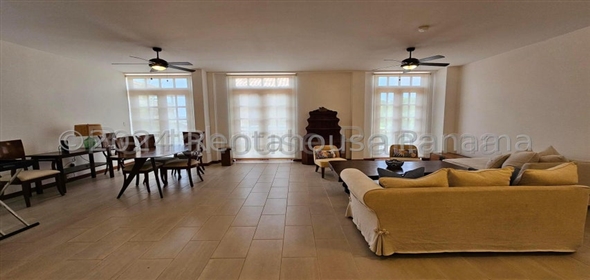 STAR & HERALD Calle Calle Demetrio Brid No. 8 Panama City Panamá Province, 07127 | Comfortable Apartment - Apartamento en el Casco Antinguo